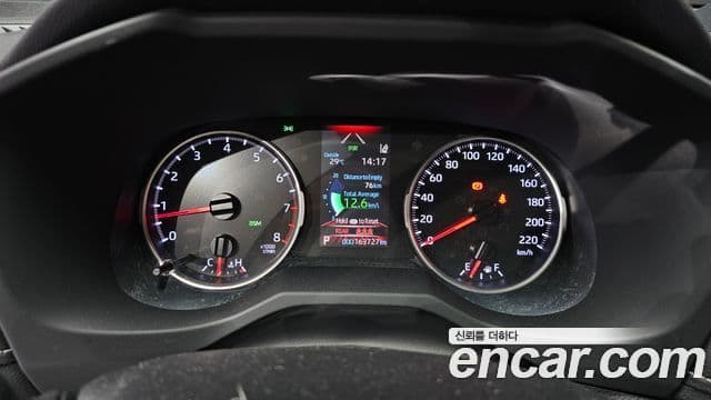 Toyota RAV4 2019 — Şəkil 8/20