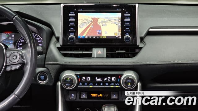 Toyota RAV4 2019 — Şəkil 14/20