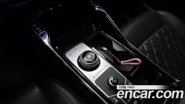 Kia Sorento 2022 — фото 9 из 20