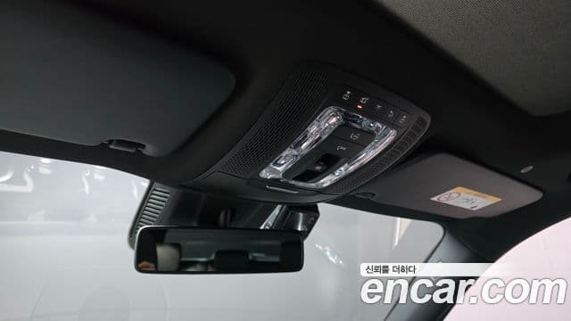 Mercedes-Benz GLB-Class 2020 — ფოტო 17/20