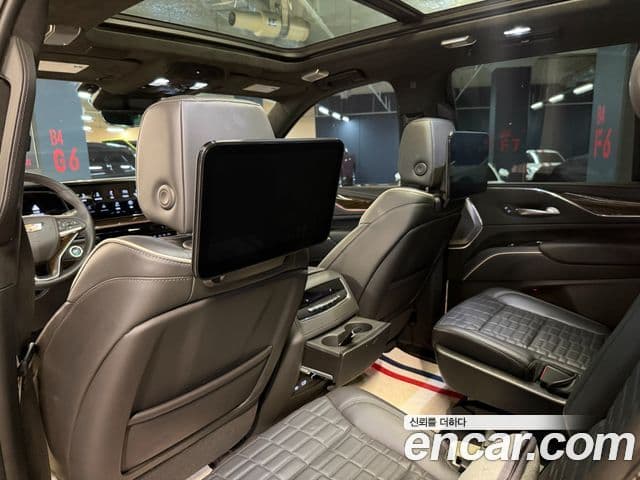 Cadillac Escalade 2023 — Şəkil 19/20