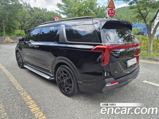 Kia Carnival 2024 — Şəkil 3/20