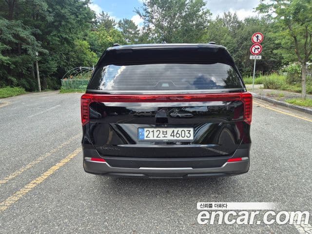 Kia Carnival 2024 — Şəkil 6/20