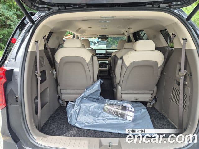 Kia Carnival 2024 — Şəkil 13/20