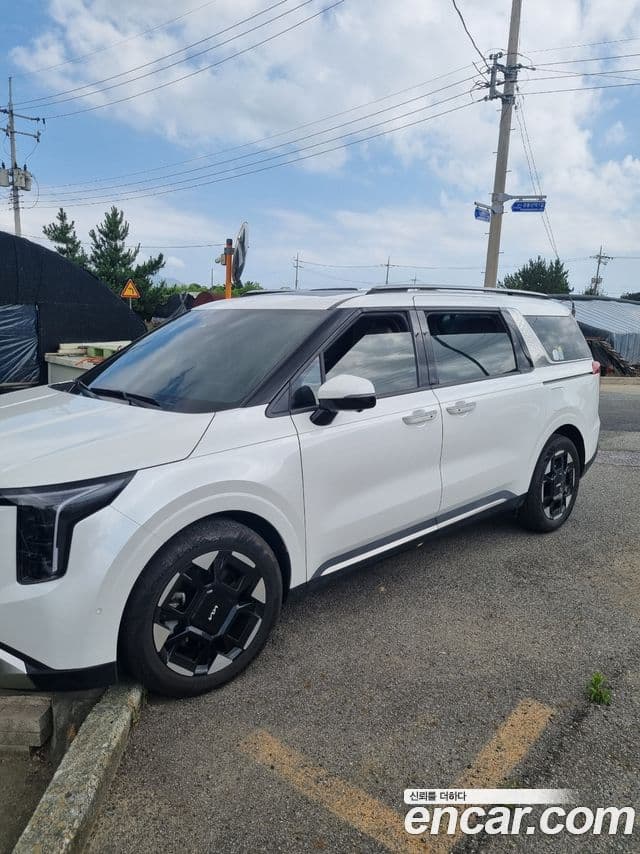 Kia Carnival 2024 — Şəkil 4/20