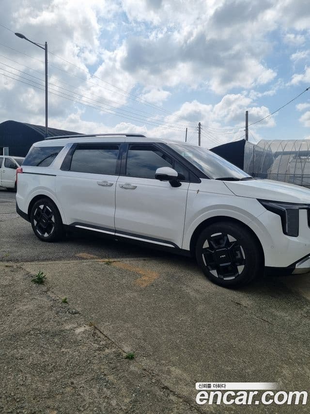 Kia Carnival 2024 — Şəkil 5/20