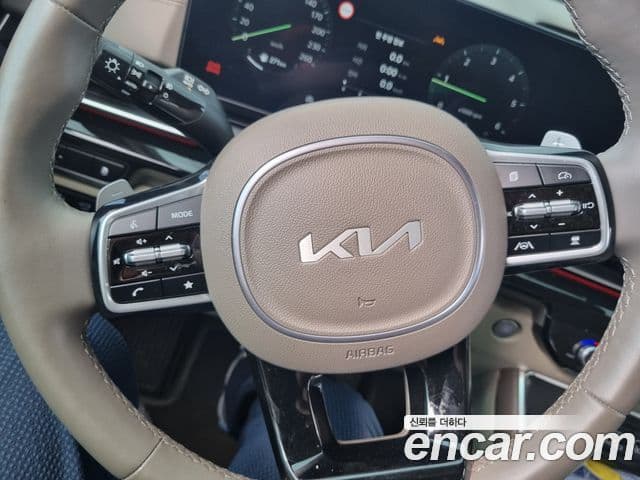 Kia Carnival 2024 — Şəkil 20/20