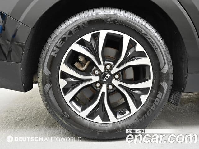Kia Carnival 2021 — фото 4 из 20