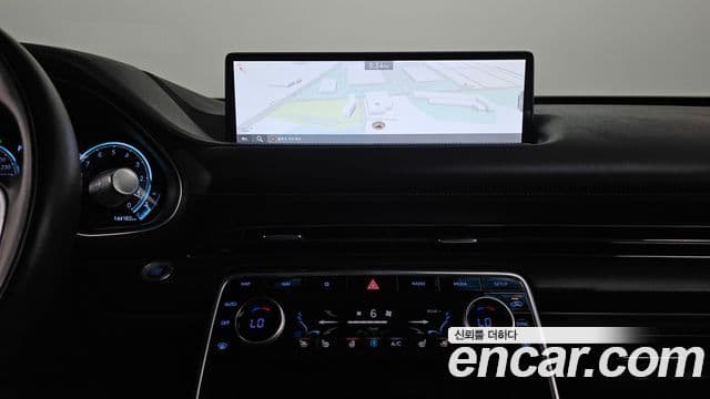 Genesis GV80 2020 — ფოტო 14/20