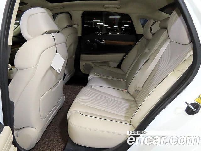 Genesis Electrified G80 2022 — Şəkil 9/20