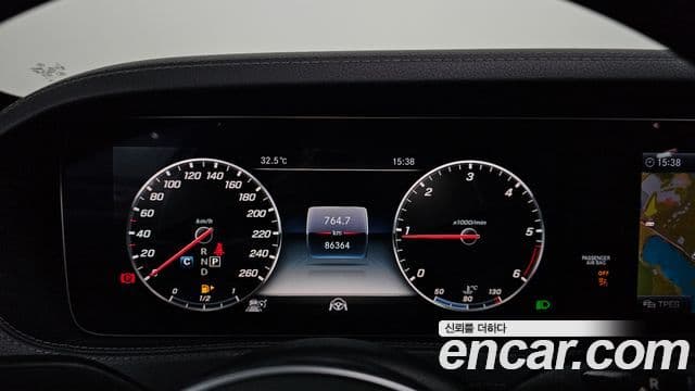 Mercedes-Benz S-Class 2019 — ფოტო 8/20