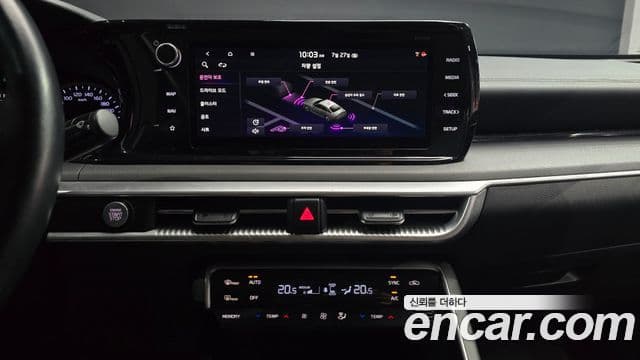 Kia K5 2021 — Şəkil 15/20