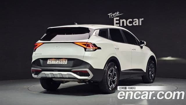 Kia Sportage 2022 — ფოტო 2/20
