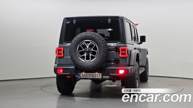 Jeep Wrangler 2025 — Фото 4/20