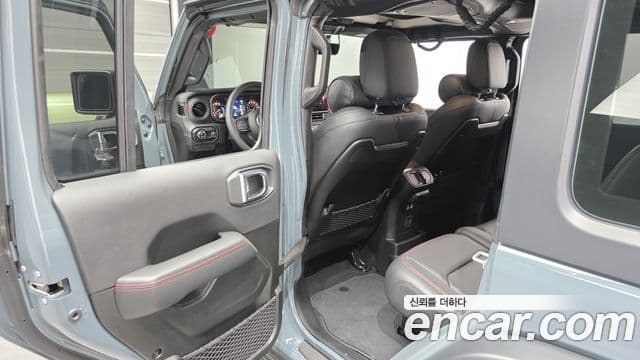 Jeep Wrangler 2025 — Фото 11/20