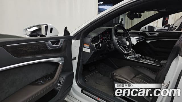 Audi A7 2021 — ფოტო 10/20