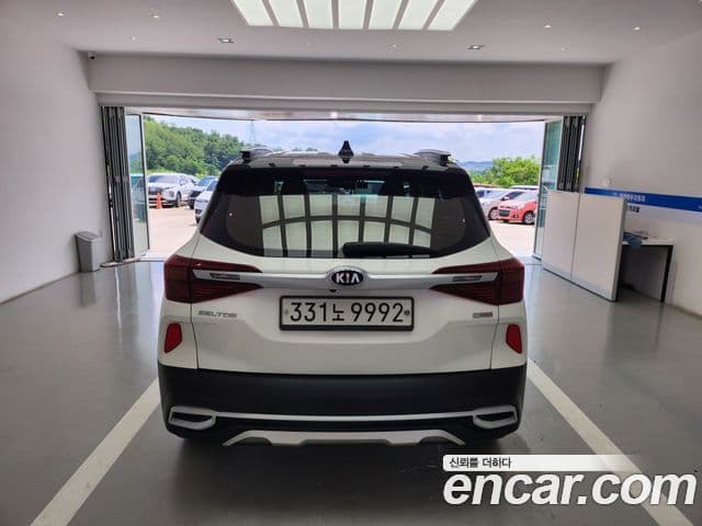 Kia Seltos 2019 — фото 3 из 20