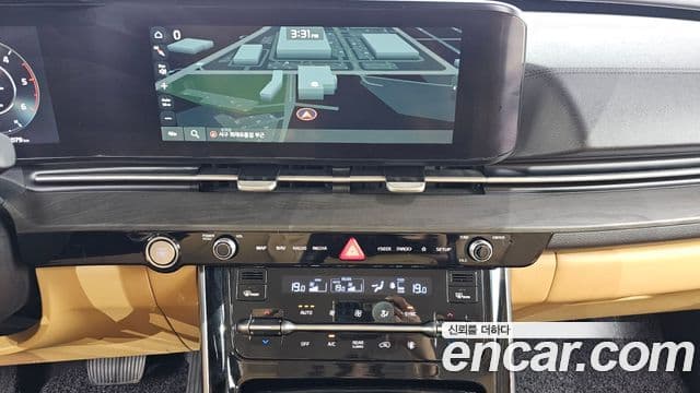 Kia Carnival 2020 — ფოტო 12/20