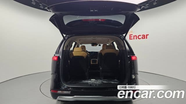 Kia Carnival 2020 — ფოტო 19/20