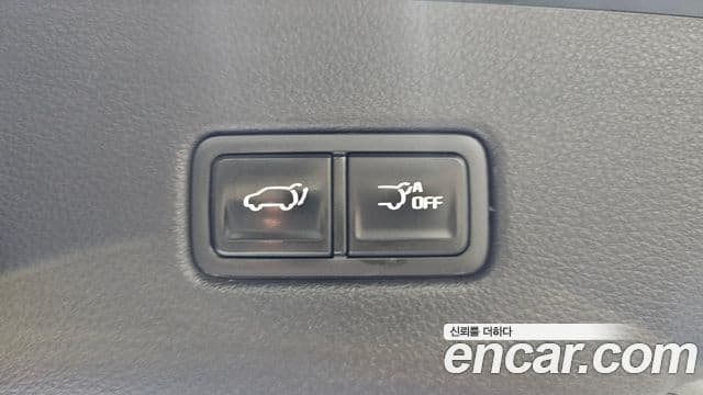 Kia Carnival 2020 — ფოტო 2/36