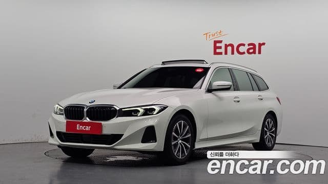 BMW 3 Series 2023 — ფოტო 1/20