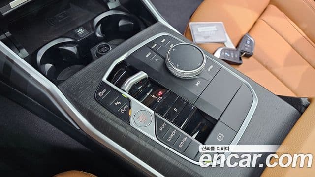 BMW 3 Series 2023 — ფოტო 9/20