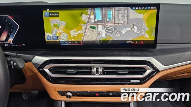 BMW 3 Series 2023 — ფოტო 15/20