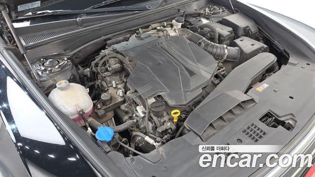 Hyundai Grandeur 2023 — ფოტო 6/20