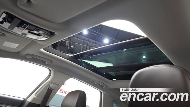 Hyundai Grandeur 2023 — ფოტო 18/20