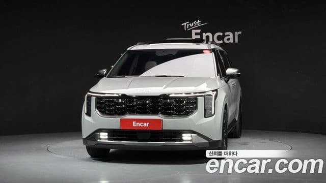 Kia Carnival 2025 — Photo 16/33