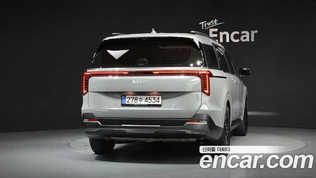 Kia Carnival 2025 — Photo 26/33