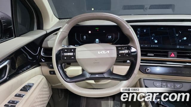 Kia Carnival 2025 — Photo 25/33