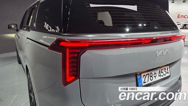 Kia Carnival 2025 — Photo 2/33