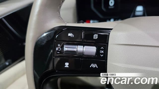 Kia Carnival 2025 — Photo 12/33