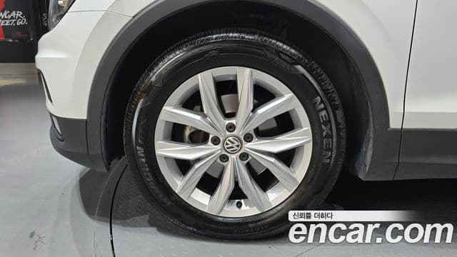 Volkswagen Tiguan 2020 — фото 5 из 20