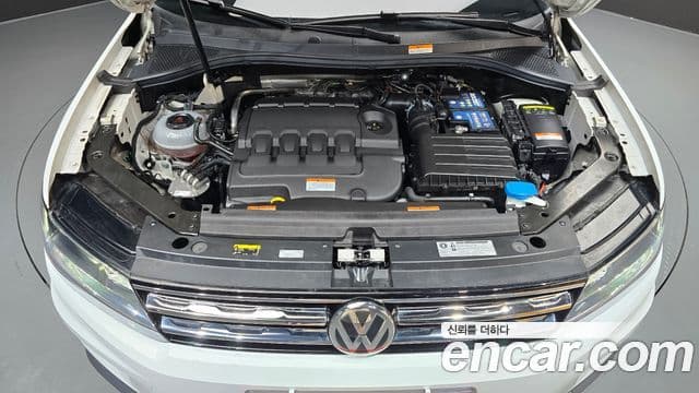 Volkswagen Tiguan 2020 — фото 6 из 20