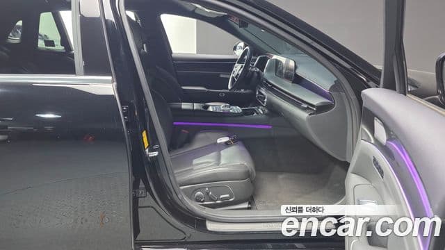 Genesis G90 2022 — Photo 22/37