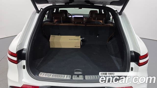 Genesis GV70 2024 — фото 18 из 20