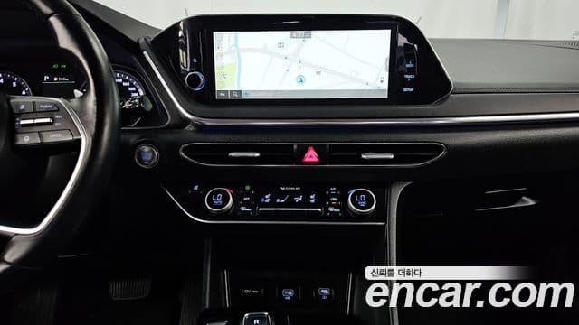 Hyundai Sonata 2022 — фото 15 из 20