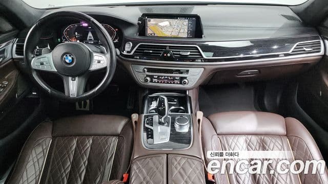 BMW 7 Series 2021 — ფოტო 7/20
