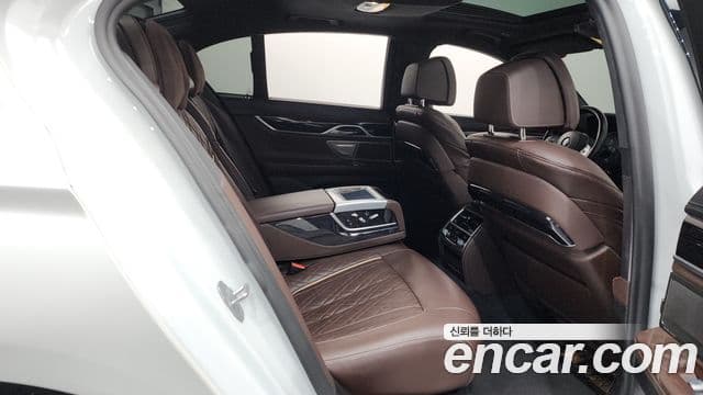 BMW 7 Series 2021 — ფოტო 11/20