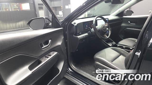 Hyundai Kona 2023 — Şəkil 10/20