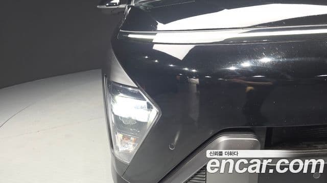 Hyundai Kona Hybrid 2023 — Şəkil 22/30