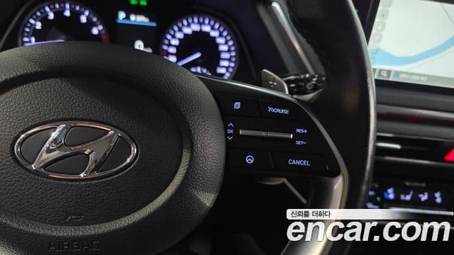 Hyundai Sonata 2022 — ფოტო 18/20