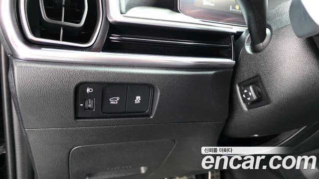 Kia Sorento 2023 — ფოტო 19/20
