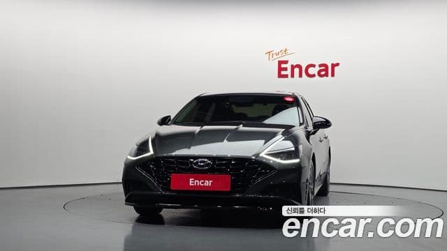 Hyundai Sonata 2021 — ფოტო 2/20