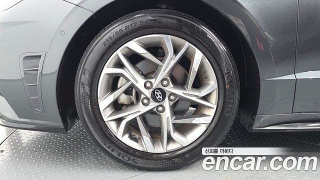 Hyundai Sonata 2021 — ფოტო 4/20