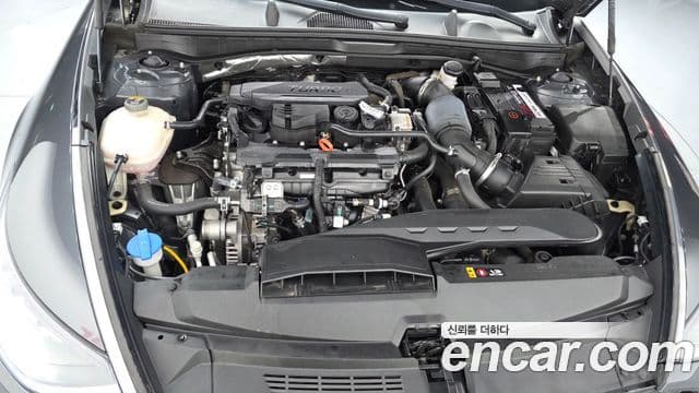 Hyundai Sonata 2021 — ფოტო 5/20