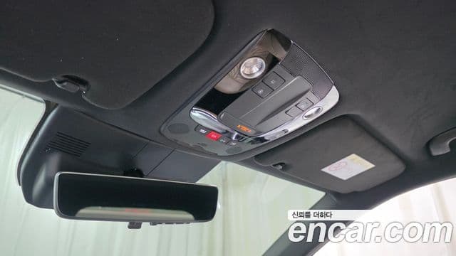 Kia Sorento 2023 — фото 17 из 20