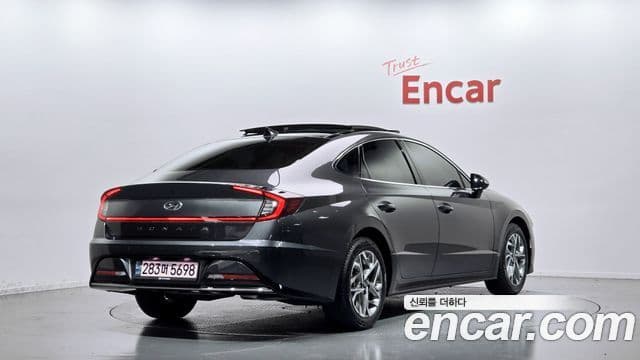 Hyundai Sonata 2022 — ფოტო 2/20